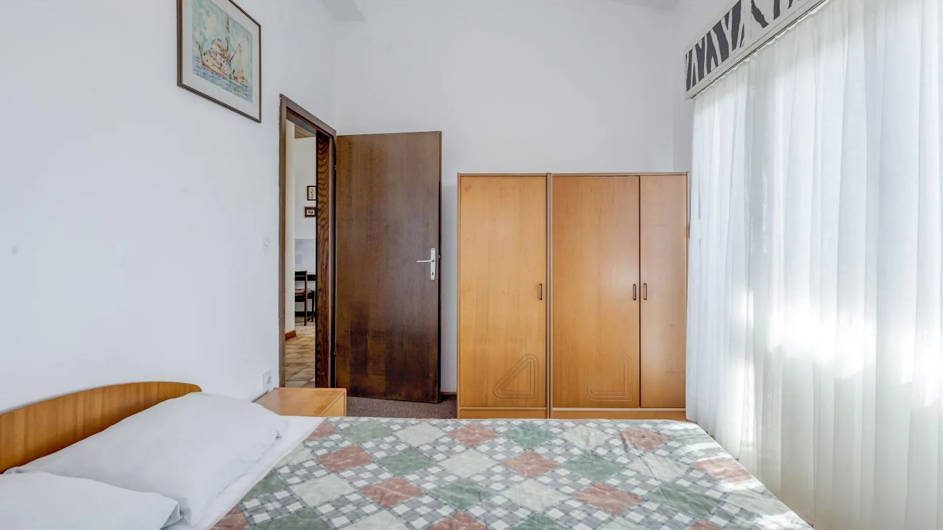 Apartment Beautiful City View Split 0*,